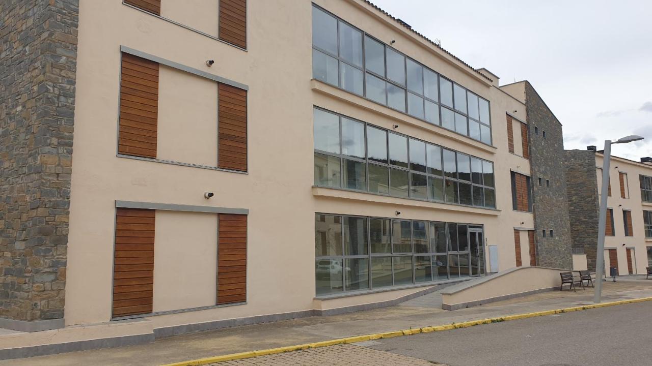Acogedor Apartamento En Las Margas Sabinanigo Ngoại thất bức ảnh